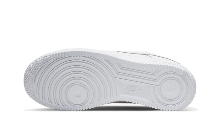 07 Paisley Essencial Branco e Preto