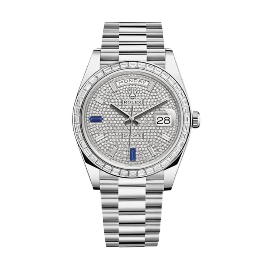 Mostrador de safira cravejado de diamantes com indicação do dia e da data, 40 mm