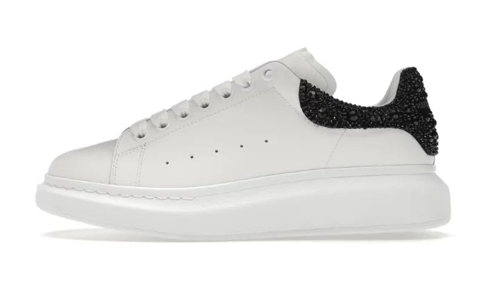 Bianco oversized preto cristallo