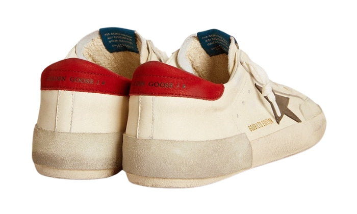 Estrela Prata Vermelha