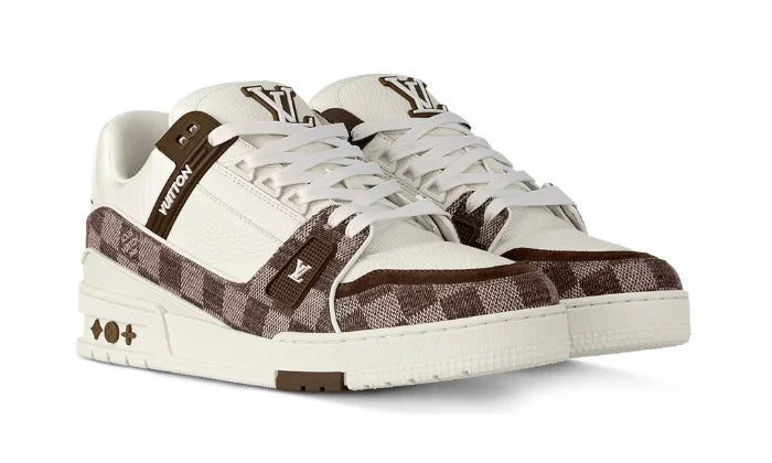 Damier branco e castanho