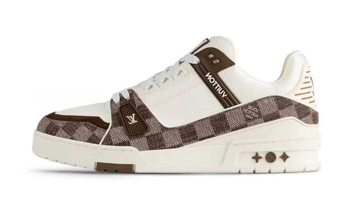 Damier branco e castanho