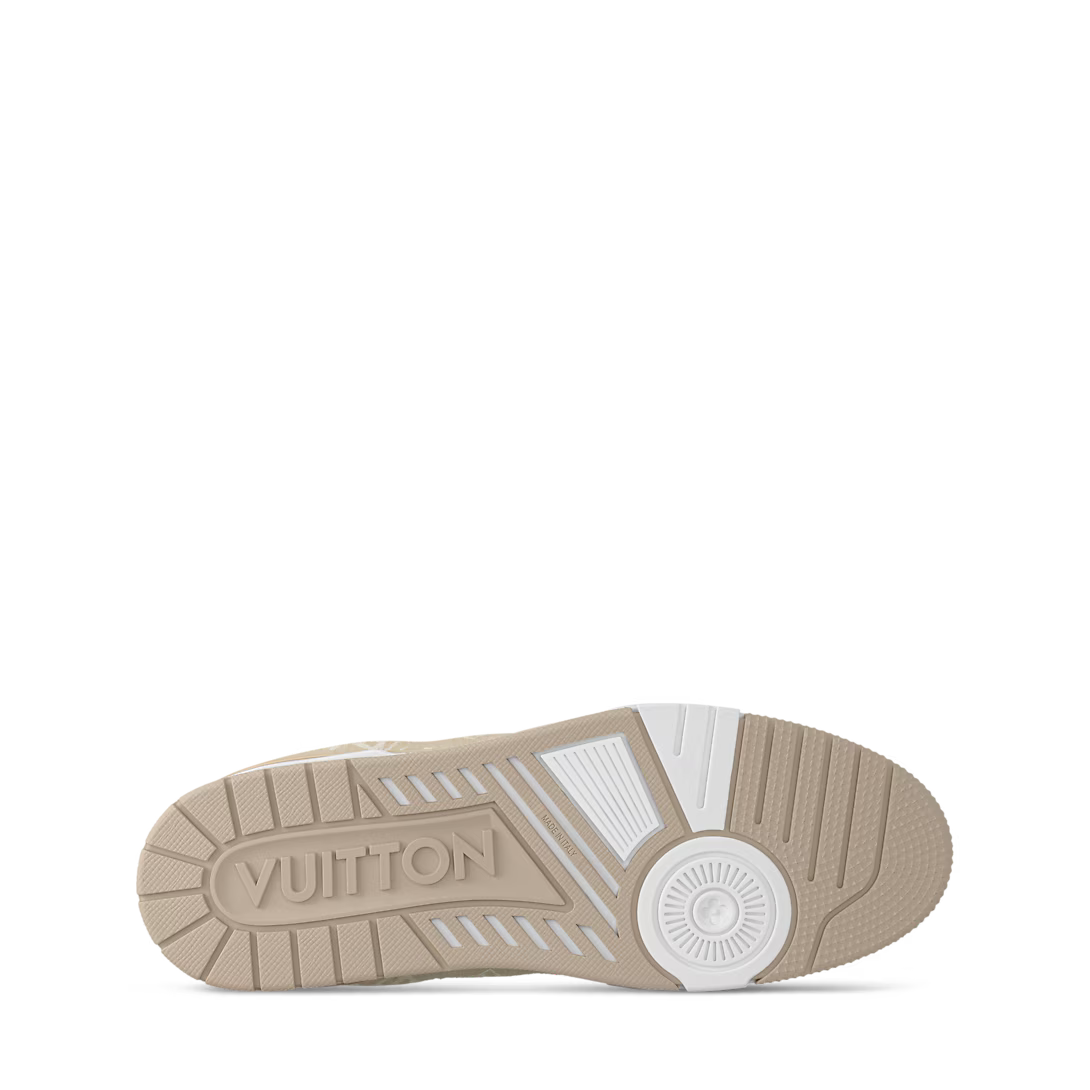 Jeans com monograma verde e branco